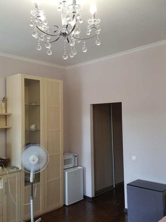 Абазинская 35 Sukhumi Exteriör bild