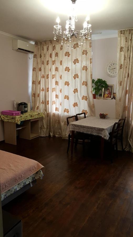 Абазинская 35 Sukhumi Exteriör bild